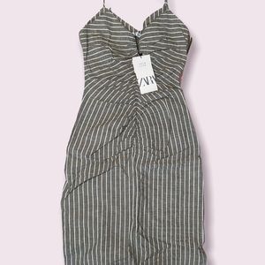 Zara midi dress Gray and white